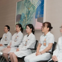 我們的醫院 12 7